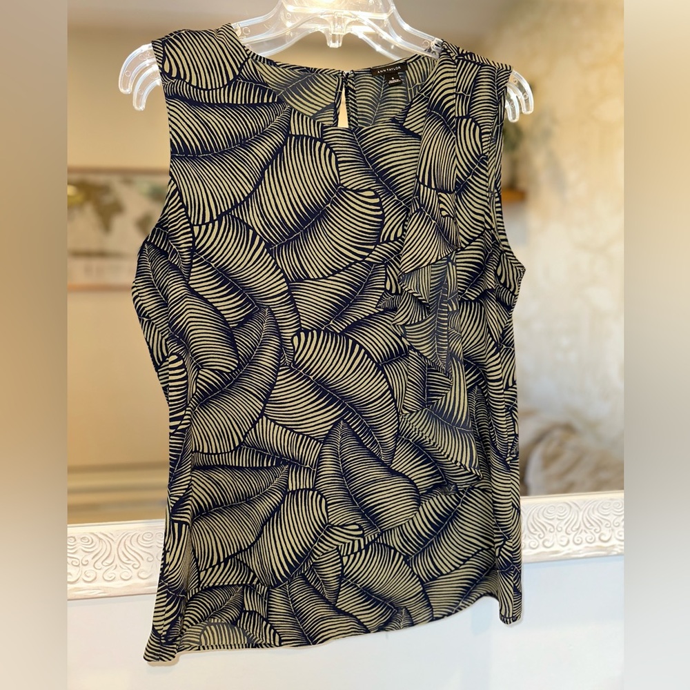 Ann Taylor Green & Black Ruffle Detail Sleeveless Top - S